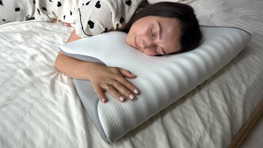 Butterfly Pillow vs Flat or Standard Pillow for Long-Term Comfort