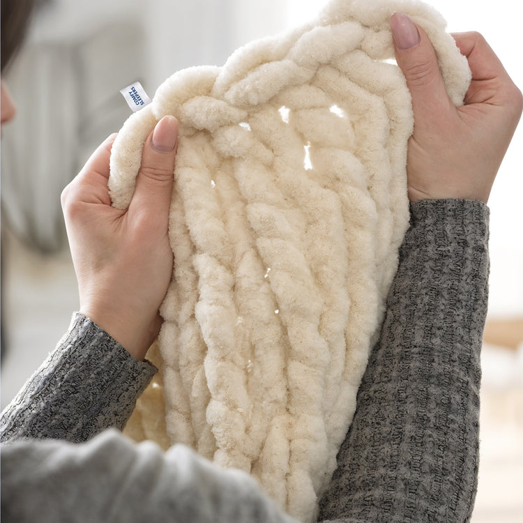 Lightweight Fleece Blanket