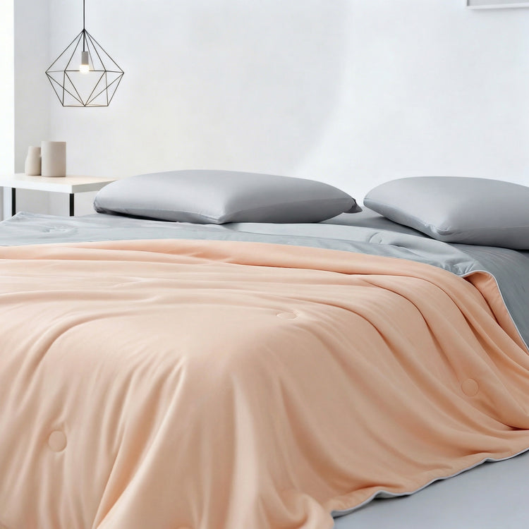 Reversible Ice Cooling Comforter