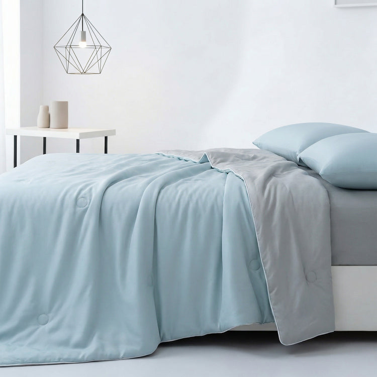 Reversible Ice Cooling Comforter