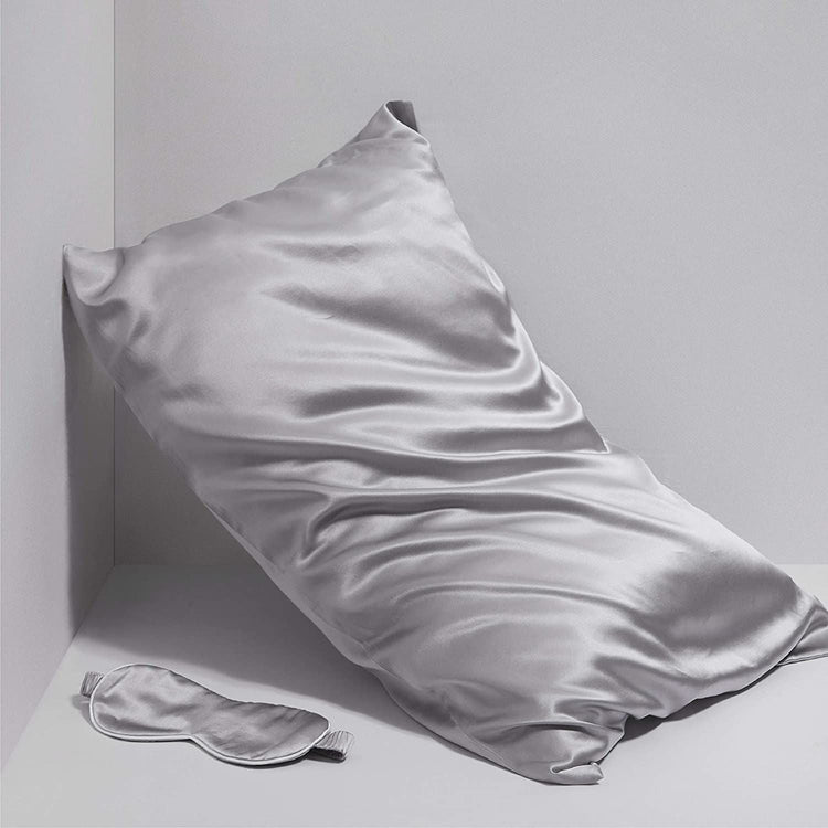 Premium Silk Eye Mask Silk Pillowacse Close up shot